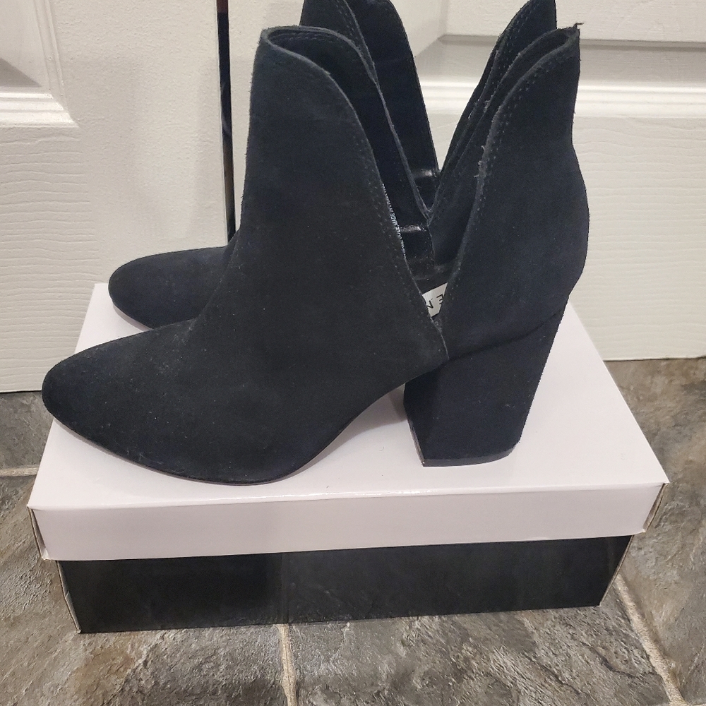 Short cut boots